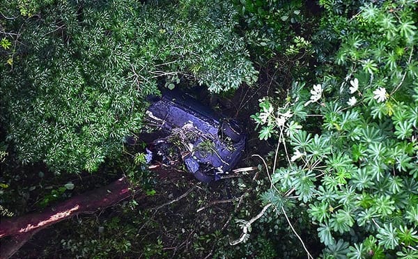 ¡AUTOMOVILÍSTA FALLECE AL CAER A PROFUNDO BARRANCO! - VOLÓ MÁS DE 100 METROS! *AUTOPISTA VERACRUZ-PEROTE