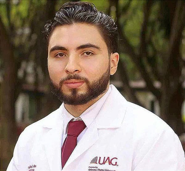 ¡MEXICANO DESTACA EN PRUEBA DE EU PARA MÉDICOS ASPIRANTES A UNA RESIDENCIA!