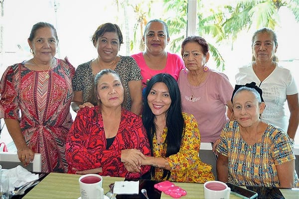 DESAYUNO DE CUMPLEAÑOS PARA MERCEDES!