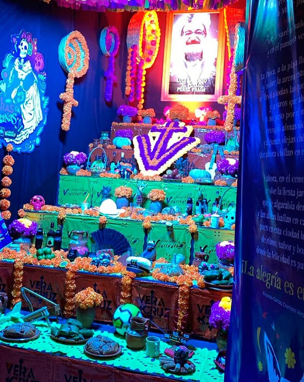 EL ALTAR DEL PALACIO DEDICADO A LUIS ANTONIO “POLLO” PÉREZ FRAGA...