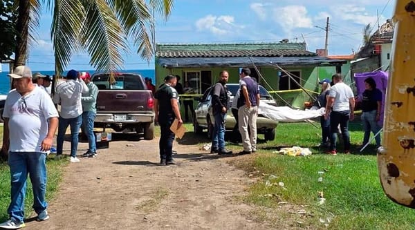 ¡ASESINAN A DOS PESCADORES EN ALVARADO!