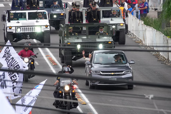 ¡EL EJÉRCITO ENDURECE LA SEGURIDAD EN PALACIO NACIONAL CON LA LLEGADA DE CLAUDIA SHEINBAUM!