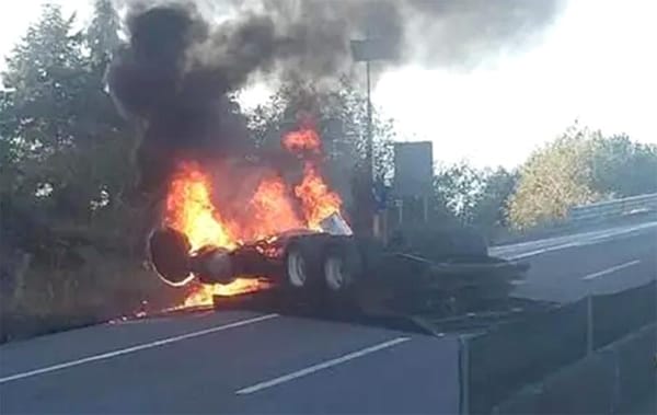 ¡CARRETERA DE LA MUERTE! - MUEREN 4 PERSONAS EN TRAILER VOLCADO Y DESTROZADO