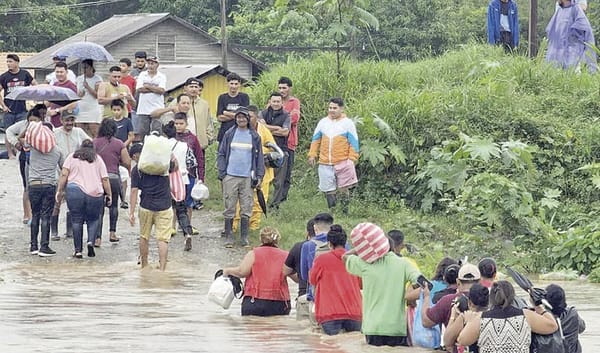 ¡“SARA” ENTRA A MÉXICO COMO DEPRESIÓN TROPICAL!