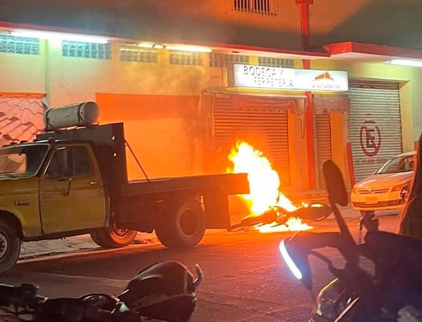 ¡SE INCENDIA MOTO EN “RODADA DEL TERROR”!