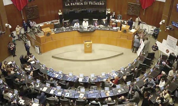 ¡LEGISLADORES SE REGALAN 227 MDP EN NAVIDAD!