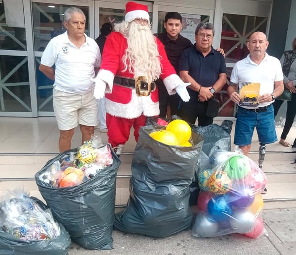 ¡LIGA OROPEZA LLEVA FELICIDAD A NIÑOS EN TORRE PEDIÁTRICA!