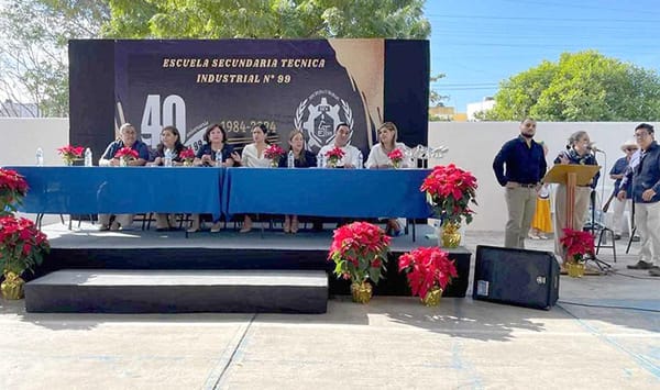 FESTEJARON EL 40 ANIVERSARIO DE LA ESCUELA SECUNDARIA TÉCNICA INDUSTRIAL NO. 99...