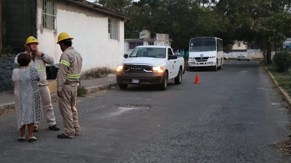 ¡REVERZASO AL TRANSFORMADOR! - *DEJA SIN LUZ A CHIVERÍA